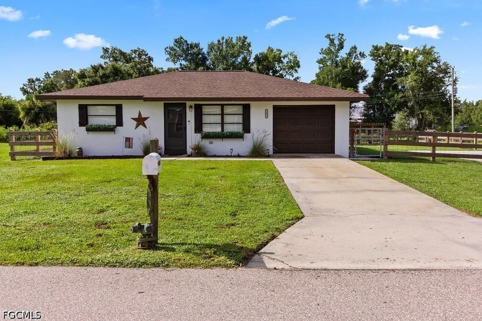 Unit for sale at 30097 Elm Road, Punta Gorda, FL 33982