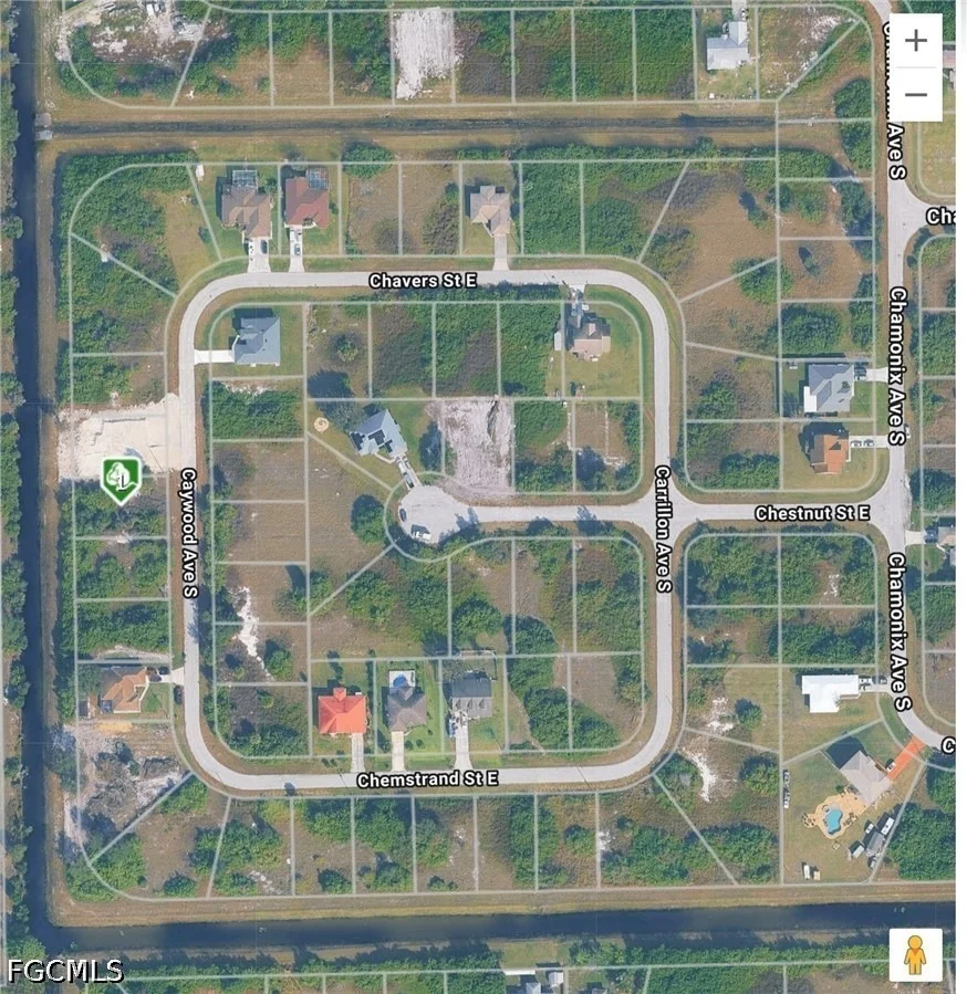 Unit for sale at 422 Caywood Avenue S, Lehigh Acres, FL 33974