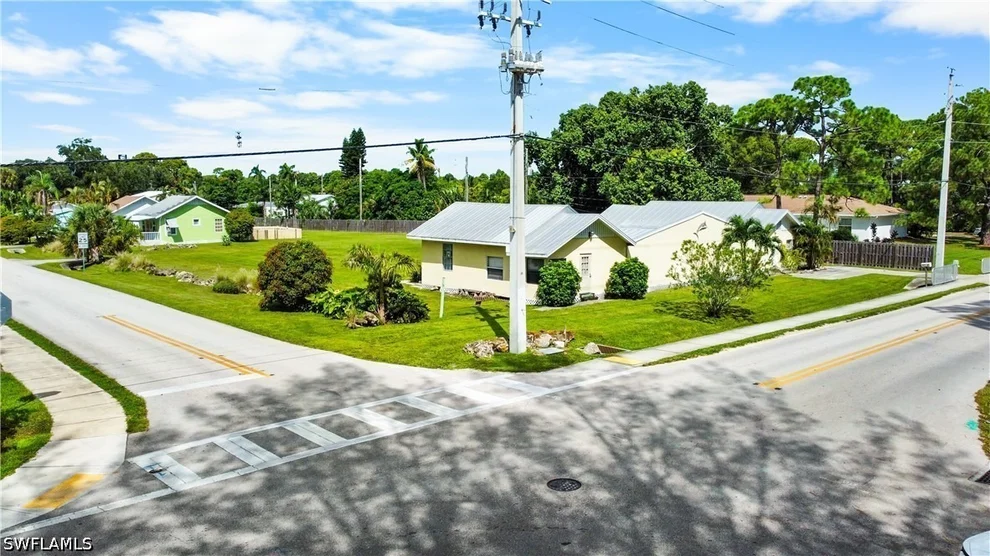 Photo of 2795 Francis Avenue, Naples, FL 34112