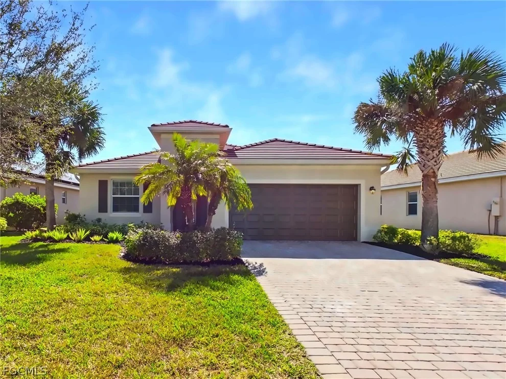 Unit for sale at 3514 E Hampton Circle, Alva, FL 33920