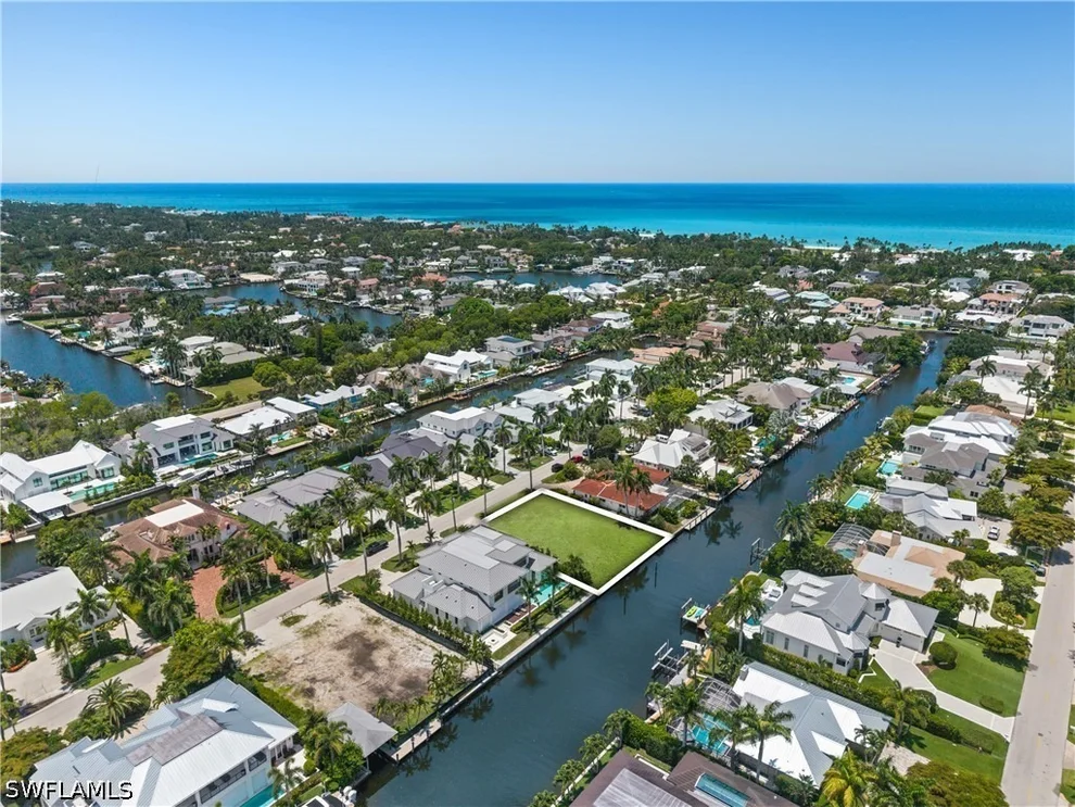 Unit for sale at 555 17th Avenue S, Naples, FL 34102