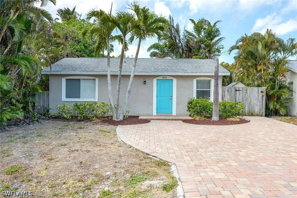 Unit for sale at 856 104th Avenue N, Naples, FL 34108