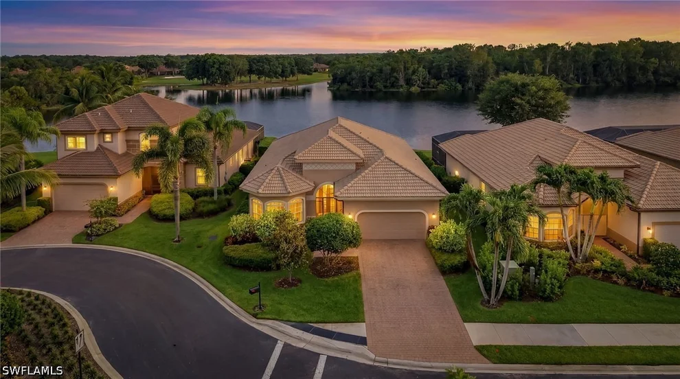 Unit for sale at 6168 Dogleg Drive, Naples, FL 34113