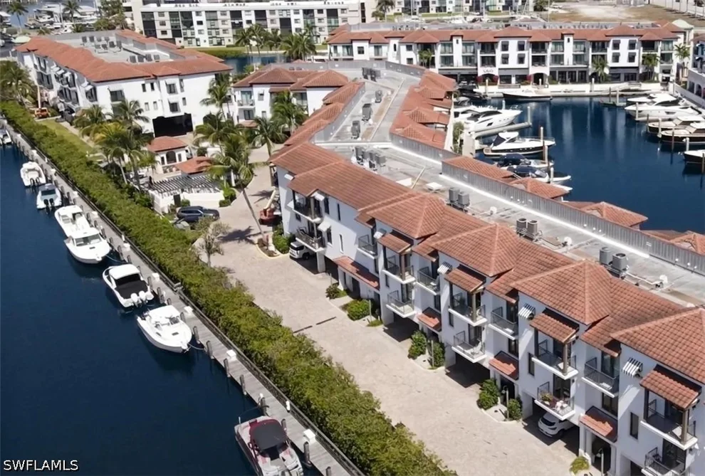 Unit for sale at 1500 5th Avenue S, Naples, FL 34102
