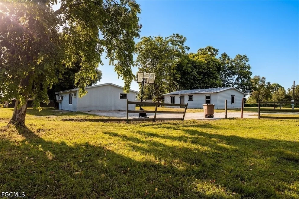 Unit for sale at 1659 Crescent Avenue, Labelle, FL 33935