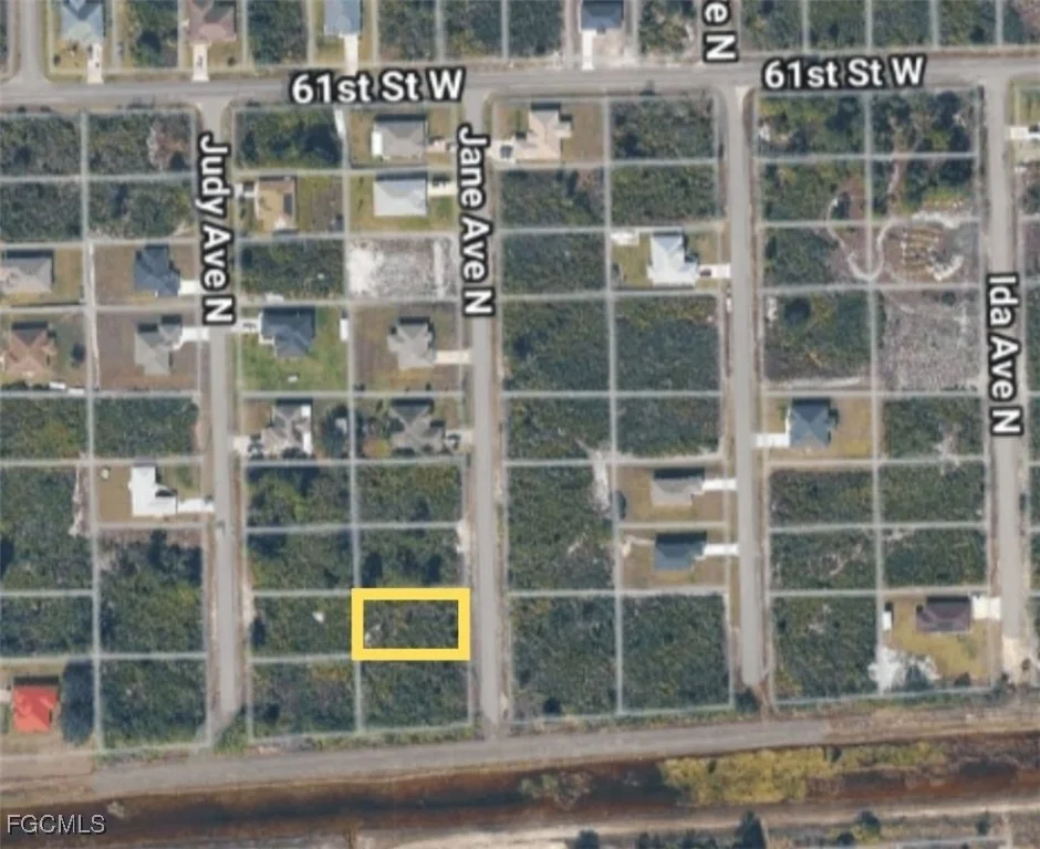 Unit for sale at 6005 Jane Avenue N, Lehigh Acres, FL 33971