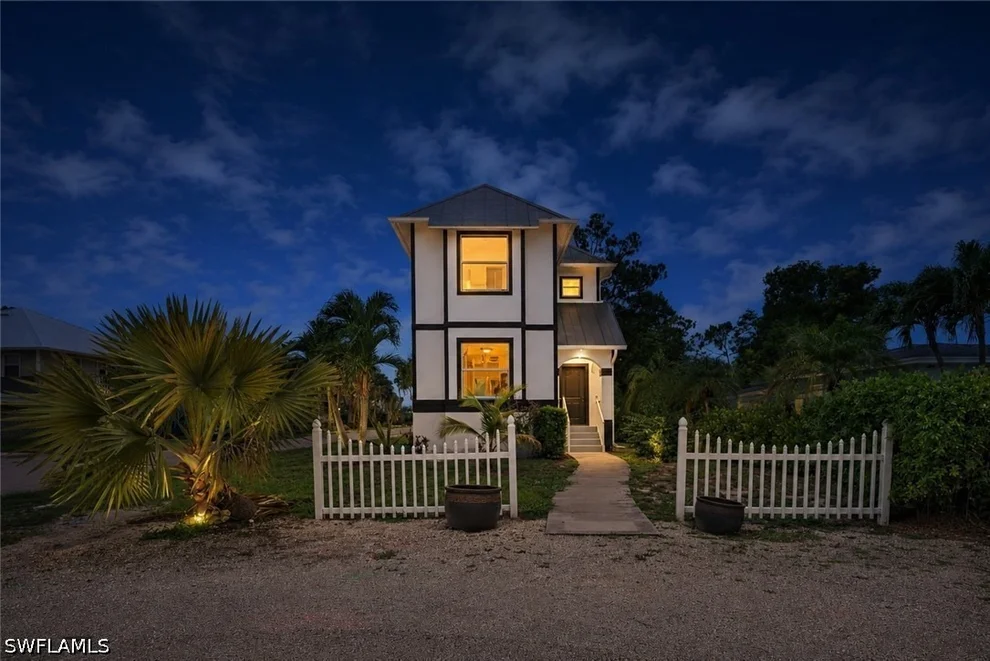 Unit for sale at 4011 Tarpon Avenue, Bonita Springs, FL 34134