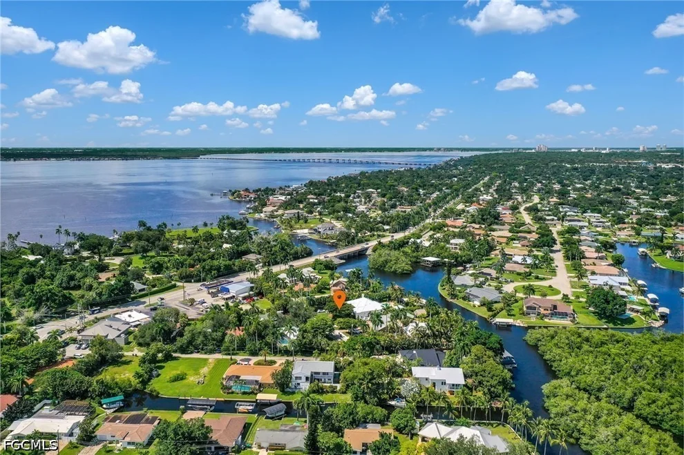 Unit for sale at 920 Altadena Drive, Fort Myers, FL 33919