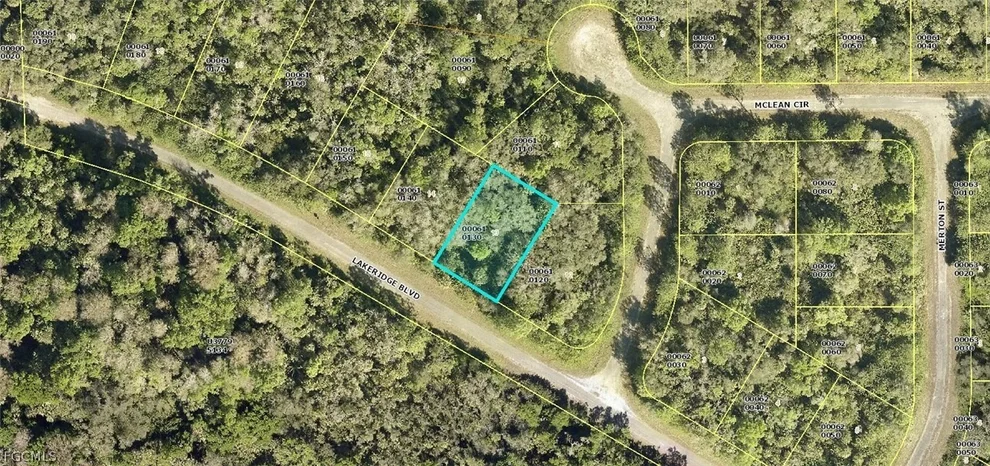 Unit for sale at 548 Lakeridge Boulevard, Lehigh Acres, FL 33972