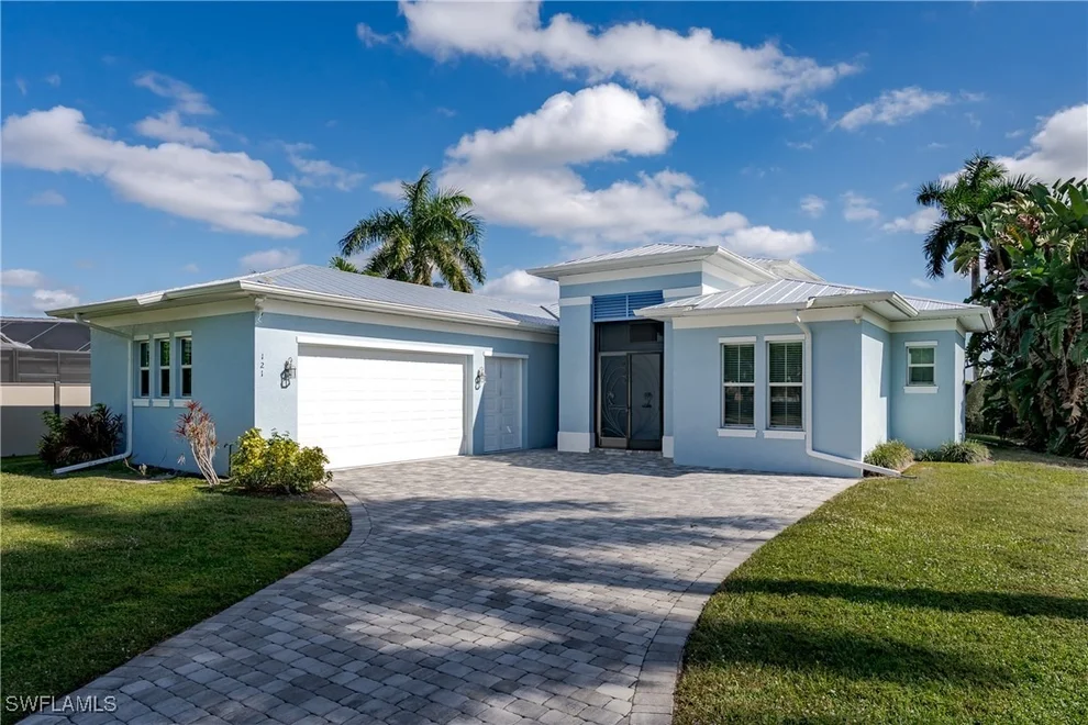 Unit for sale at 121 Newport Drive, Naples, FL 34114