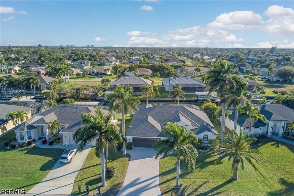 Unit for sale at 2540 SW 30th Street, Cape Coral, FL 33914