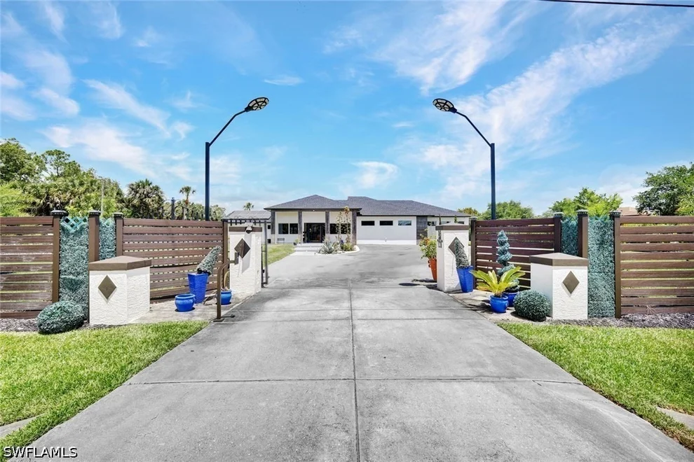 Unit for sale at 121 20th Avenue NE, Naples, FL 34120