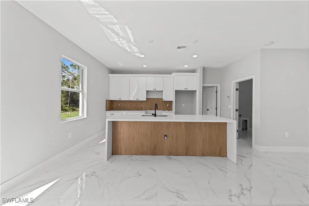 Unit for sale at 1111 Dutchess Street E, Lehigh Acres, FL 33974