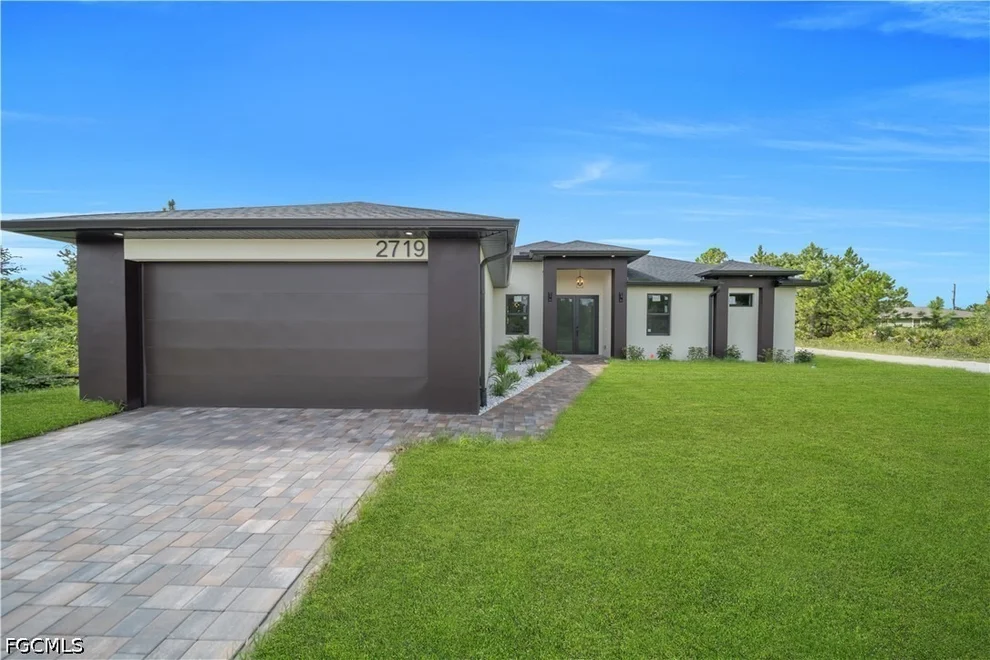 Unit for sale at 2719 33RD Street W, Lehigh Acres, FL 33971