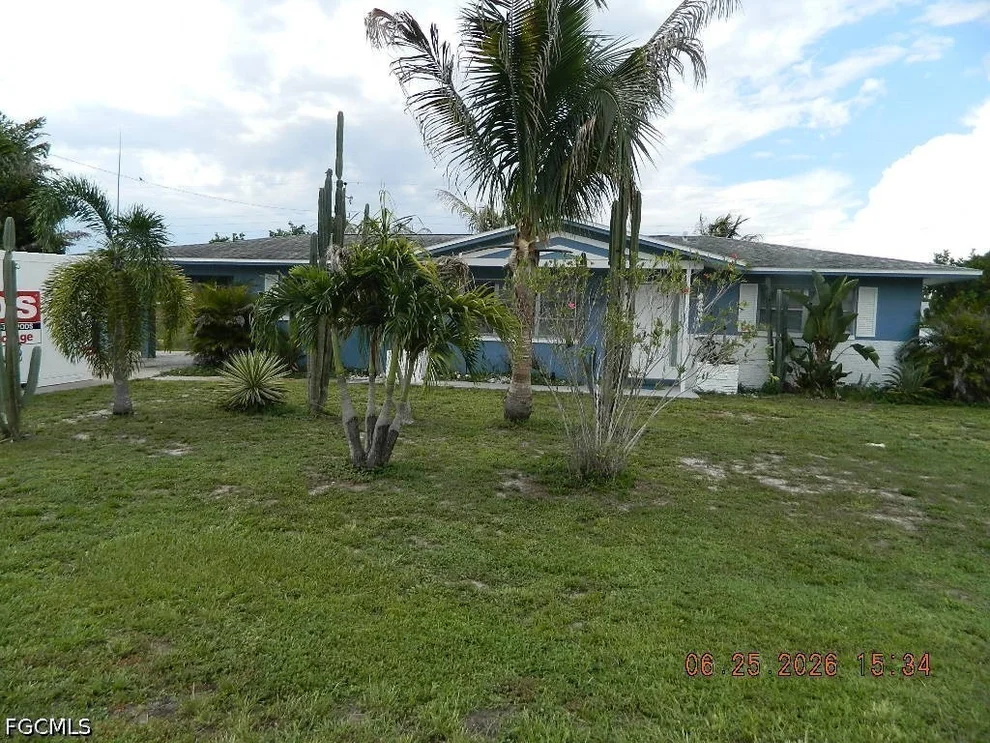 Unit for sale at 1417 Huntdale Street E, Lehigh Acres, FL 33936
