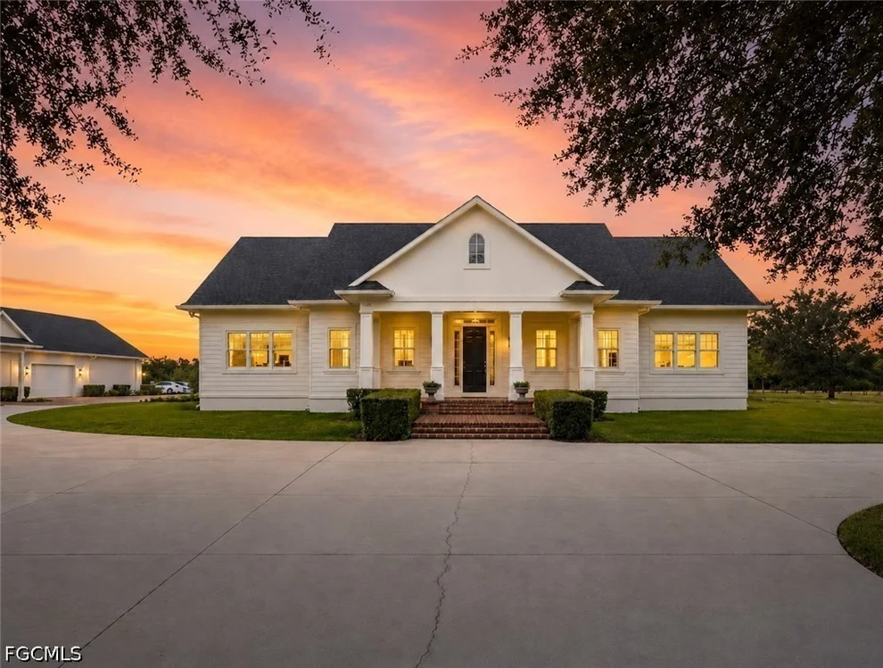 Unit for sale at 12201 Caisson Lane, Fort Myers, FL 33912