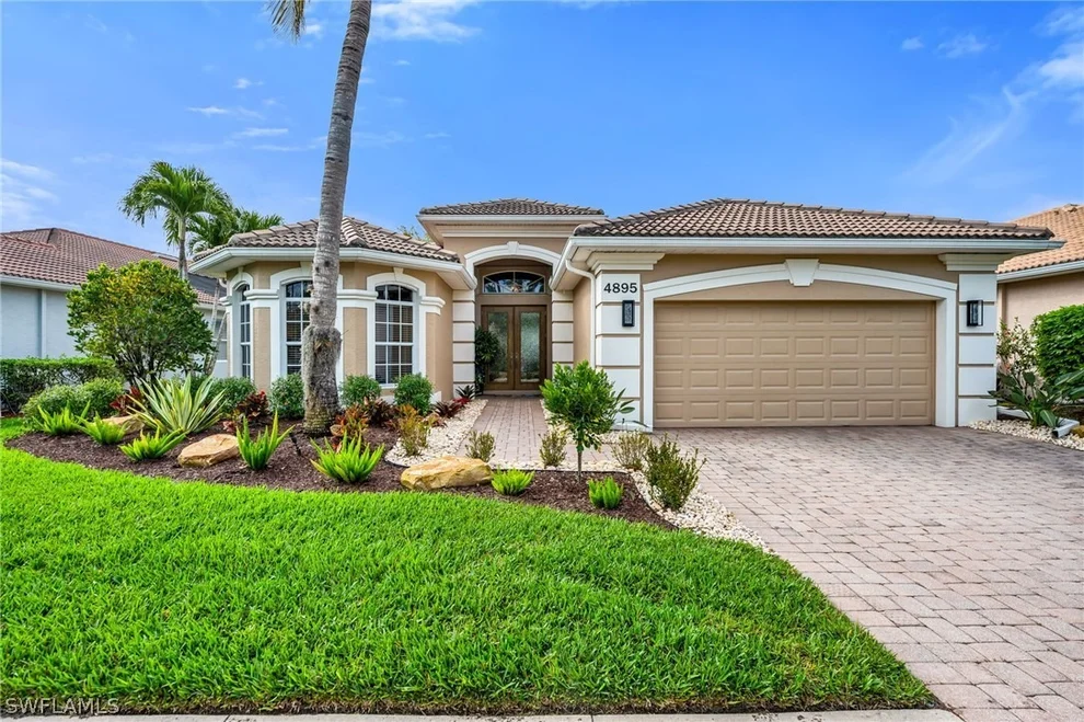 Unit for sale at 4895 Cerromar Drive, Naples, FL 34112