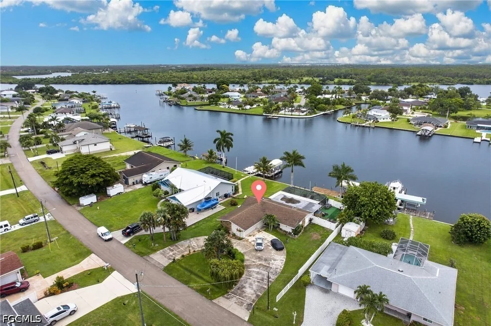 Unit for sale at 13402 Marquette Boulevard, Fort Myers, FL 33905