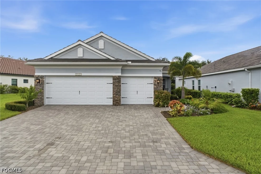 Unit for sale at 3121 Heritage Pines Drive, Fort Myers, FL 33905
