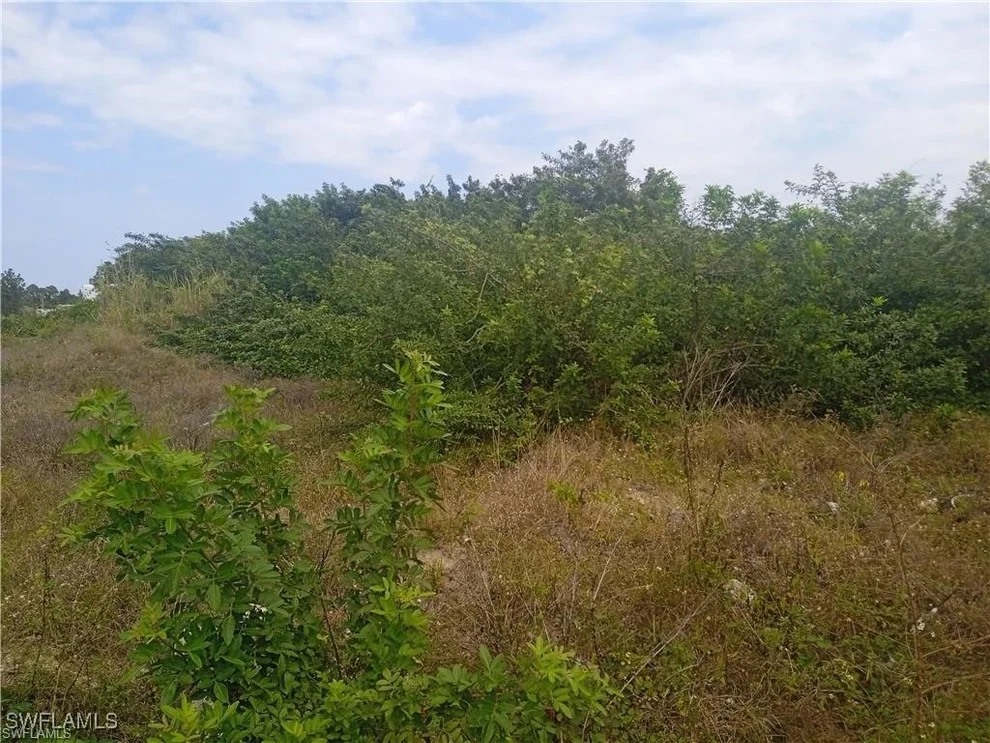 Unit for sale at 3418 11th Street SW, Lehigh Acres, FL 33976