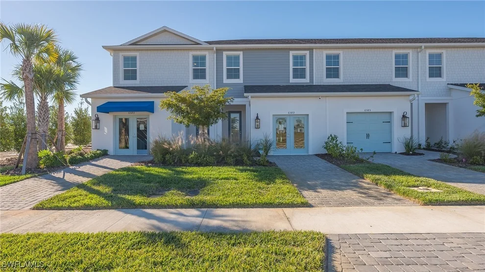 Unit for sale at 5046 Draco Circle, Naples, FL 34120
