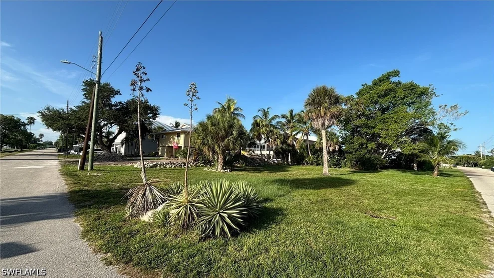Unit for sale at Dolphin Street, Bonita Springs, FL 34134