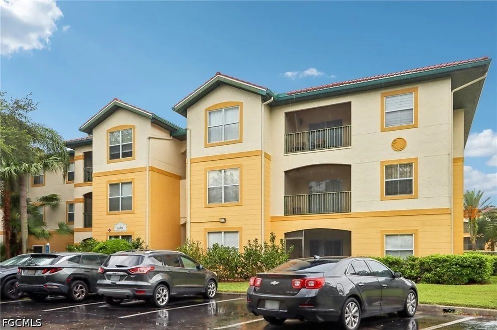 Unit for sale at 11571 Villa Grand Drive, Fort Myers, FL 33913