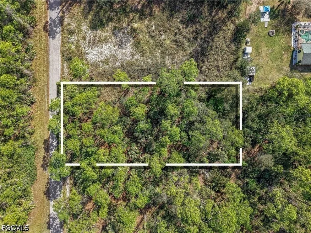 Unit for sale at 2017 Grant Avenue, Alva, FL 33920