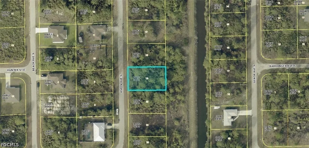 Unit for sale at 573 Aspen Avenue S, Lehigh Acres, FL 33974