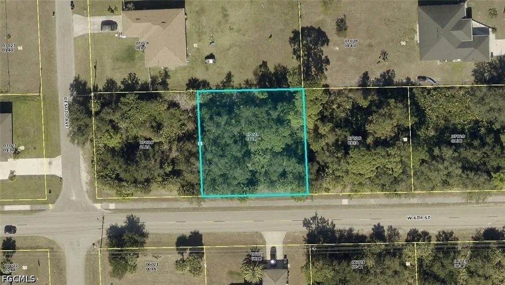 Unit for sale at 704 W 6th Street, Lehigh Acres, FL 33972