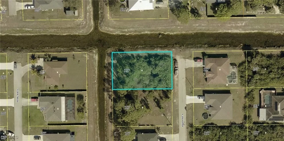 Unit for sale at 3100 Paula Avenue S, Lehigh Acres, FL 33976