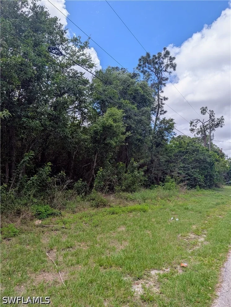 Unit for sale at 2805 53rd Street SW, Lehigh Acres, FL 33976