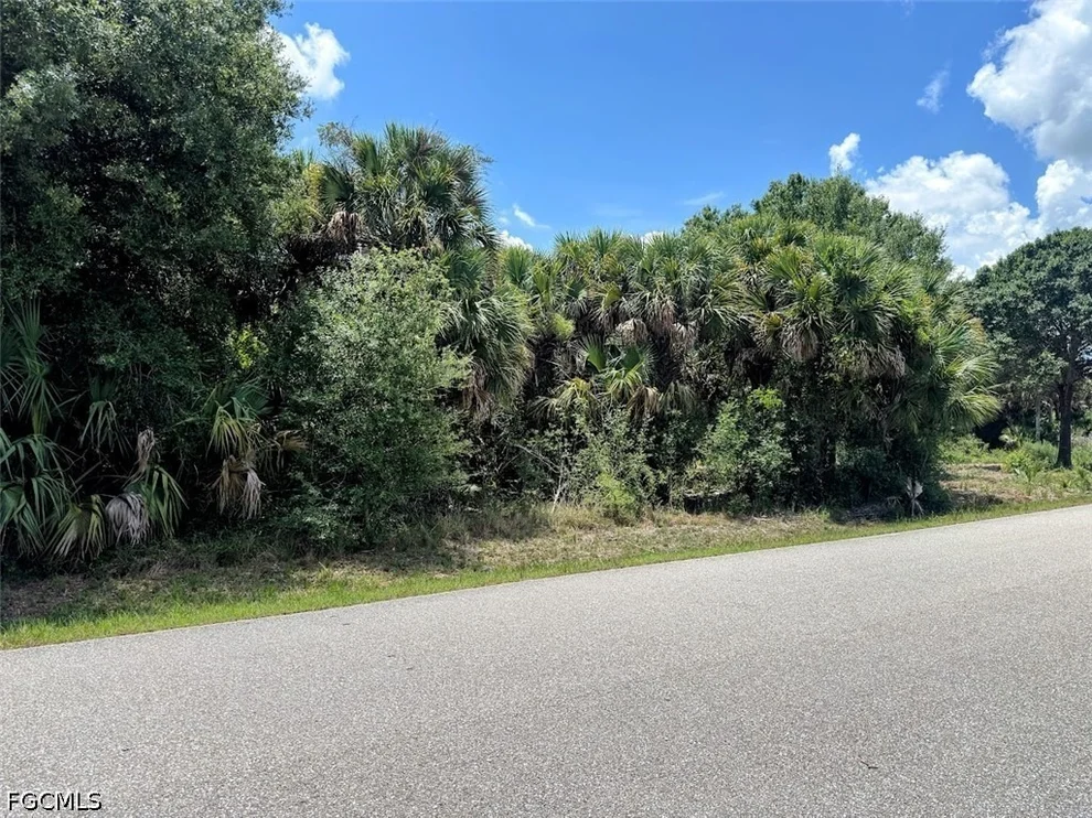 Unit for sale at 1178 Northside Road, Moore Haven, FL 33471