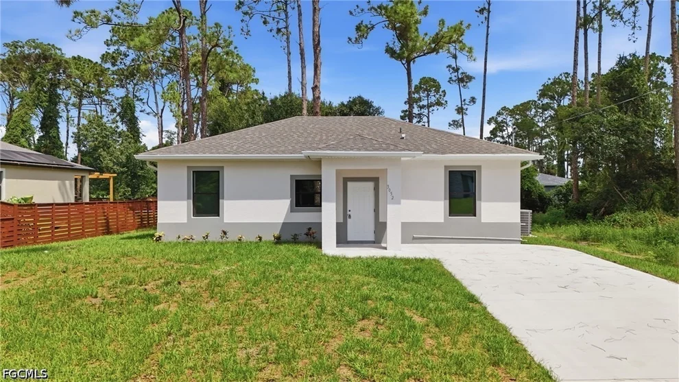 Unit for sale at 3052 S Beechwood Circle, Labelle, FL 33935