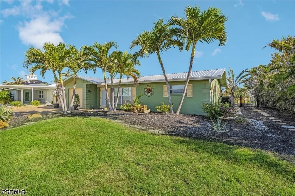 Unit for sale at 3664 Bayview Avenue, St James City, FL 33956