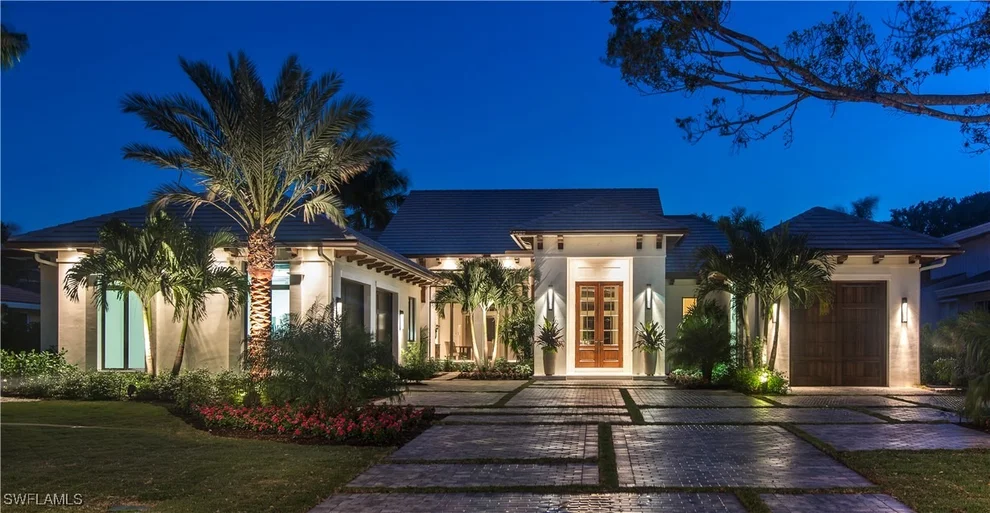 Unit for sale at 600 Anchor Rode Drive, Naples, FL 34103