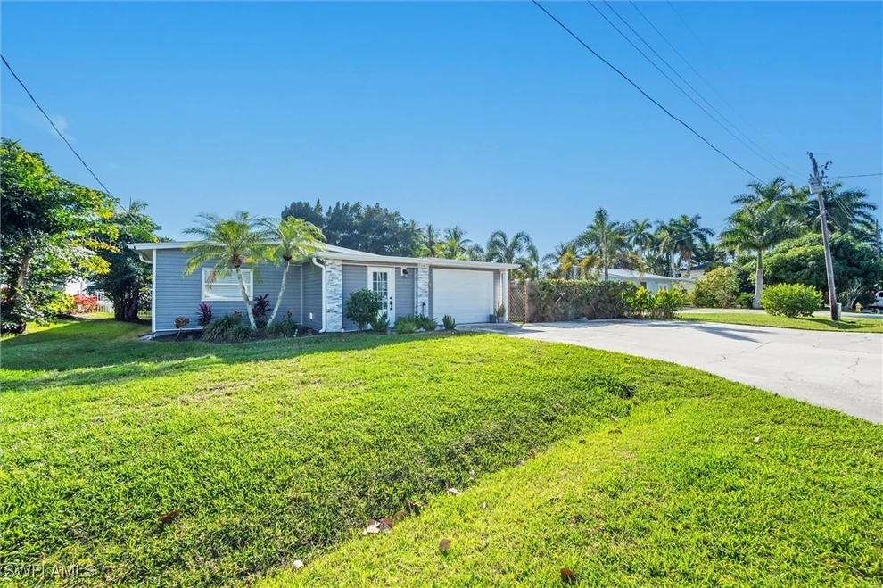 Unit for sale at 2432 Lake Avenue, Naples, FL 34112