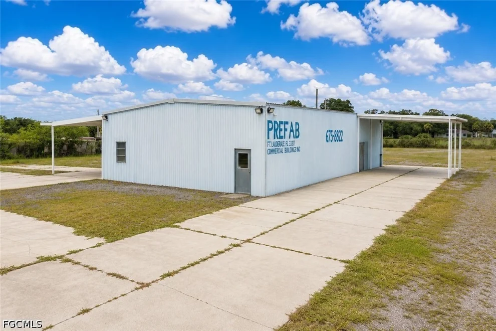 Unit for sale at 3091 Dellwood Terrace, Labelle, FL 33935