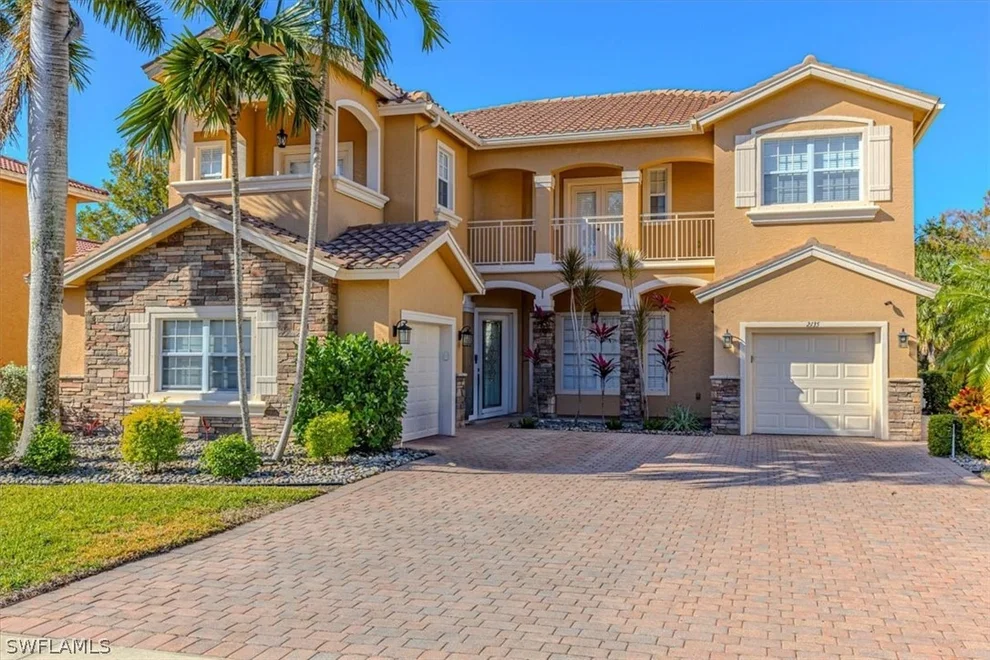 Unit for sale at 2135 Par Drive, Naples, FL 34120