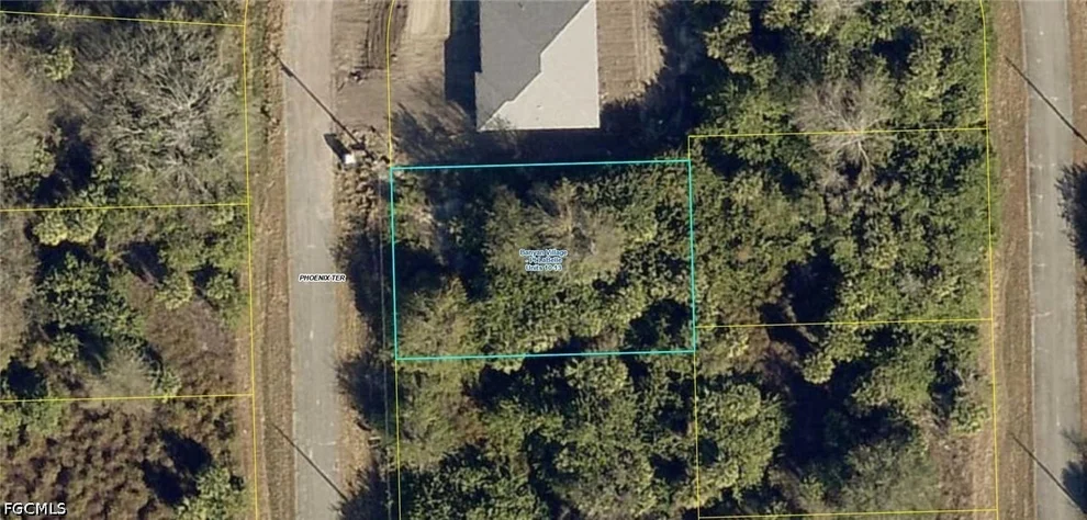 Unit for sale at 323 Phoenix Terrace, Labelle, FL 33935
