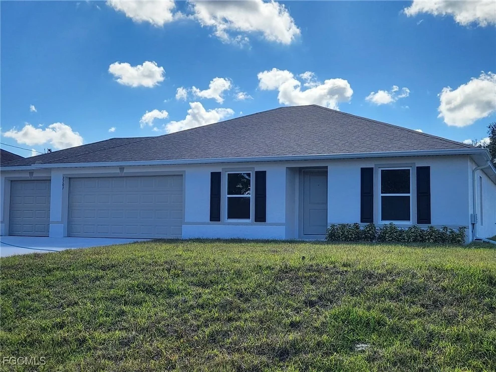 Unit for sale at 2707 7th Street SW, Lehigh Acres, FL 33976