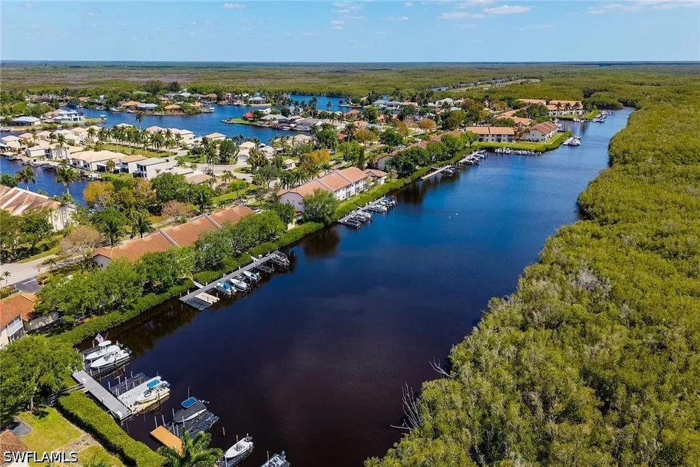 Unit for sale at 266 Newport Drive, Naples, FL 34114