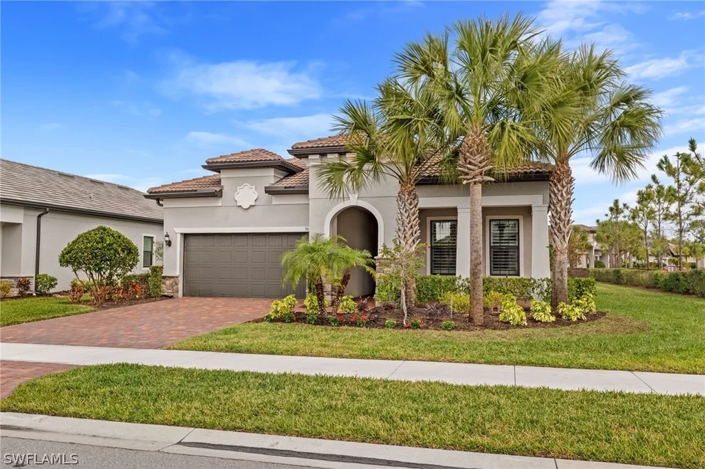 Unit for sale at 9681 Everglades Drive, Naples, FL 34120
