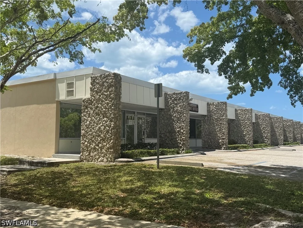 Unit for sale at 1090 6th Avenue N, Naples, FL 34102