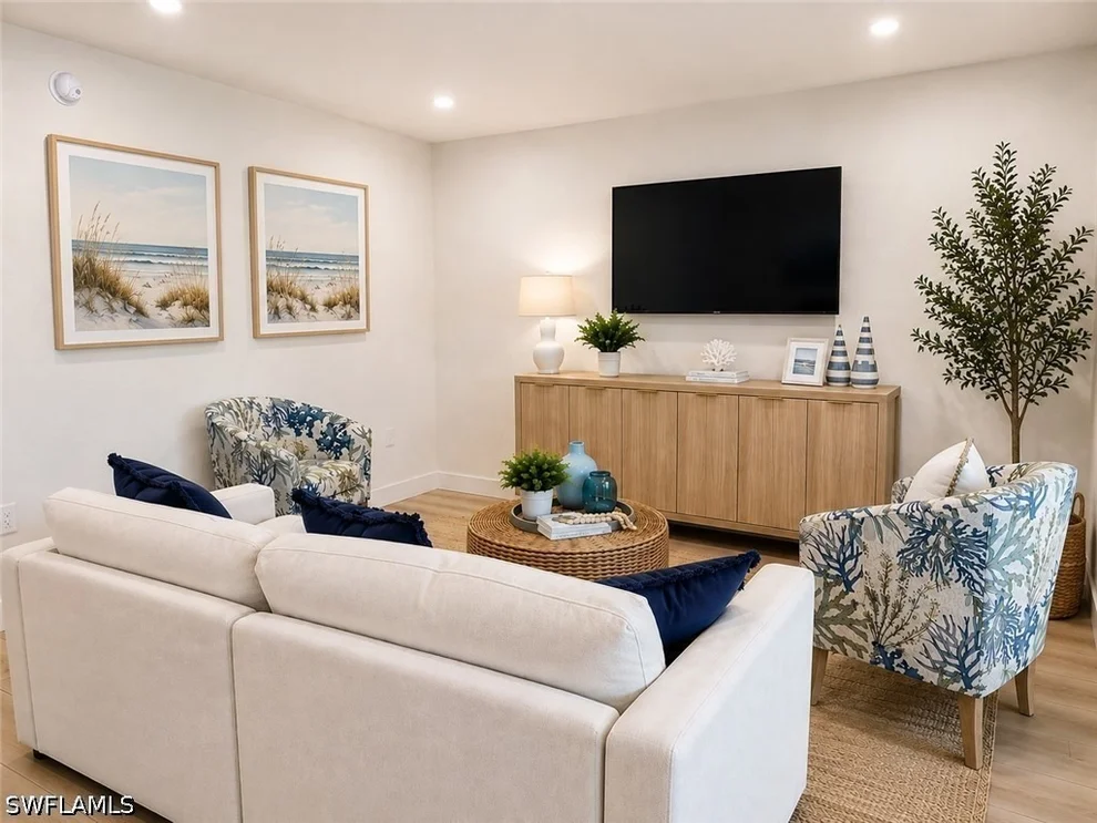 Unit for sale at 333 Harbour Drive, Naples, FL 34103