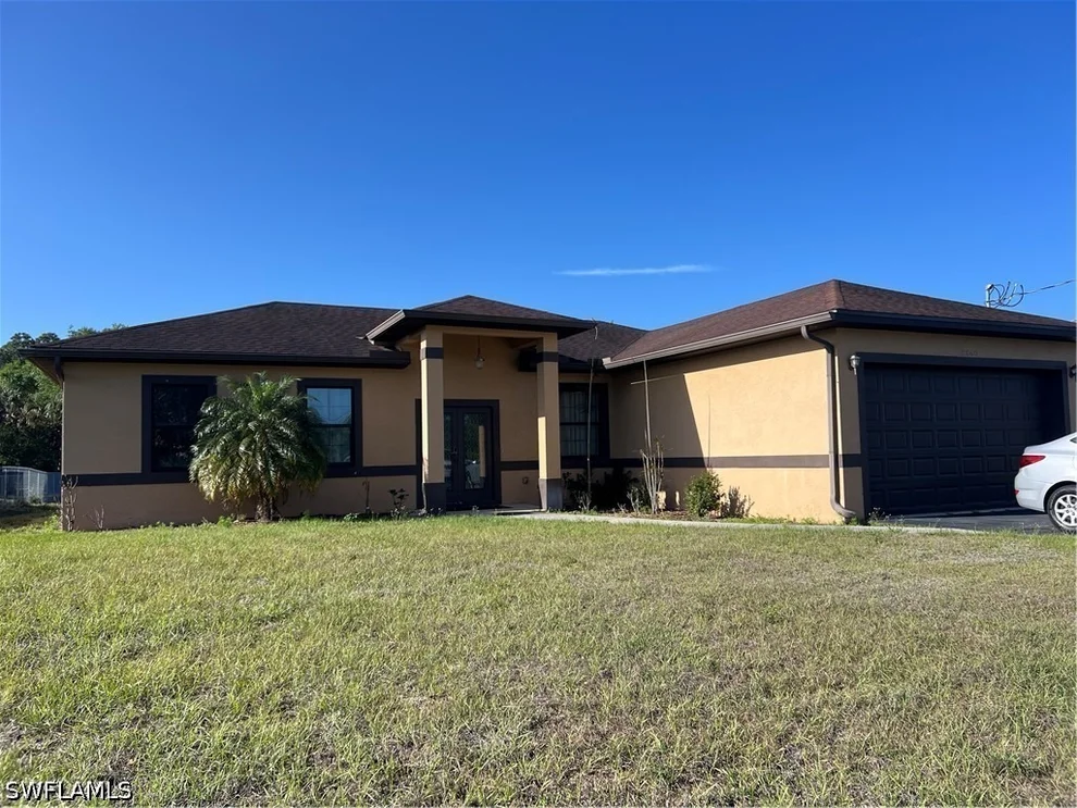 Unit for sale at 2660 72nd Avenue NE, Naples, FL 34120