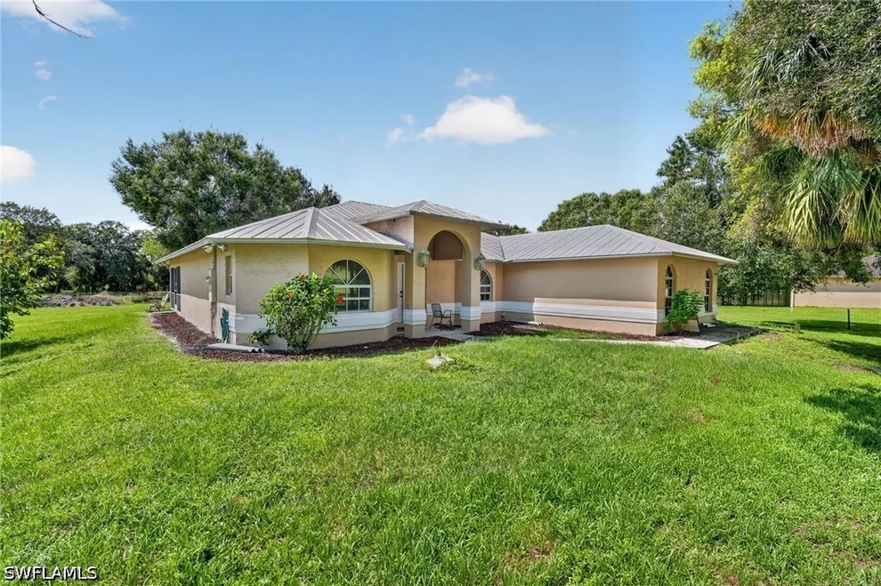 Unit for sale at 4440 60th Avenue NE, Naples, FL 34120