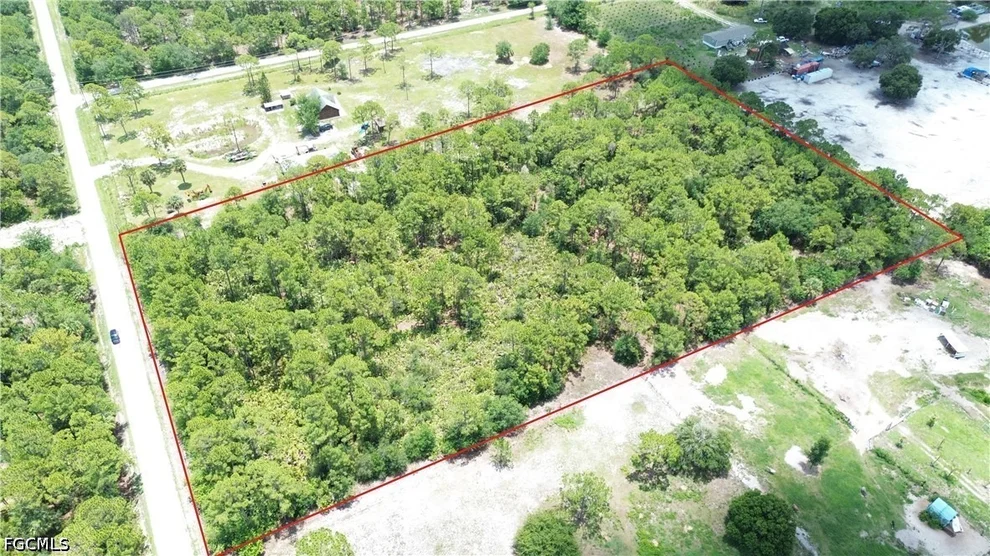 Unit for sale at 13880 Center Avenue, Clewiston, FL 33440
