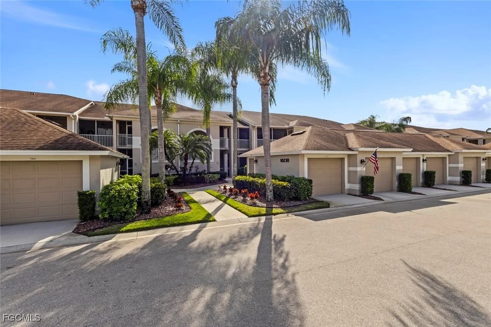 Unit for sale at 10230 Washingtonia Palm Way, Fort Myers, FL 33966