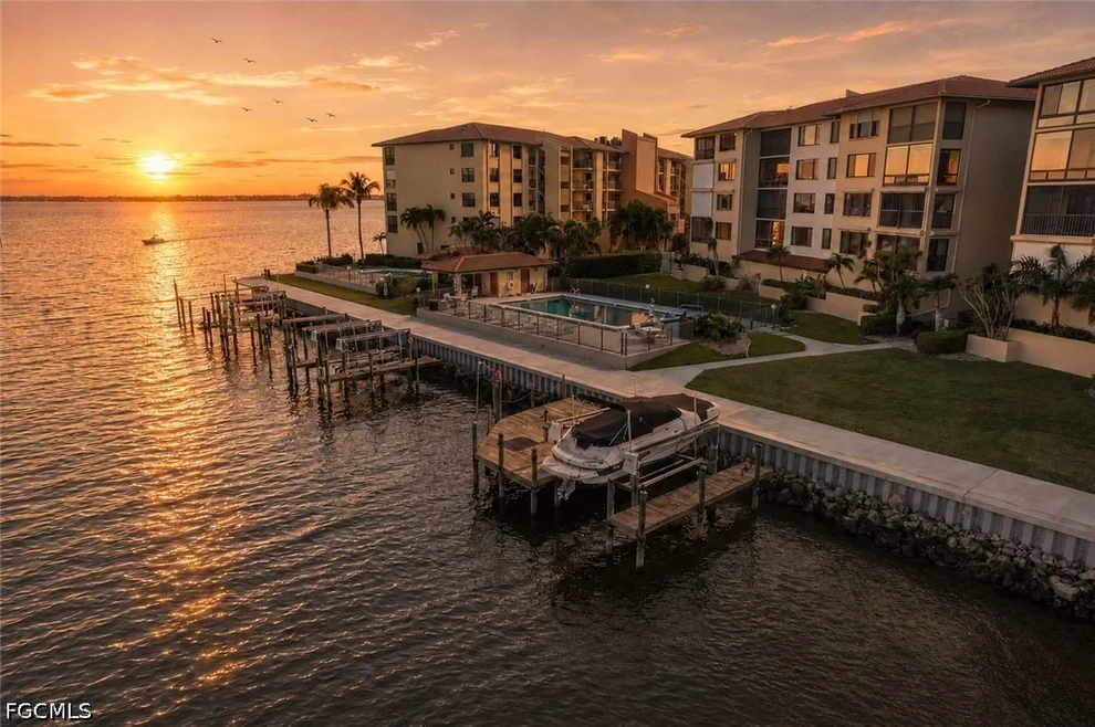 Unit for sale at 4013 SE 20th Place, Cape Coral, FL 33904